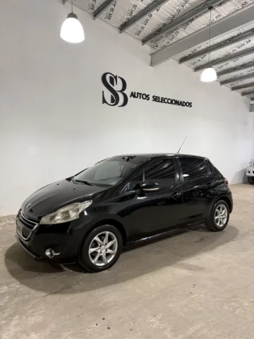 Peugeot 208 Allure Negro 2014